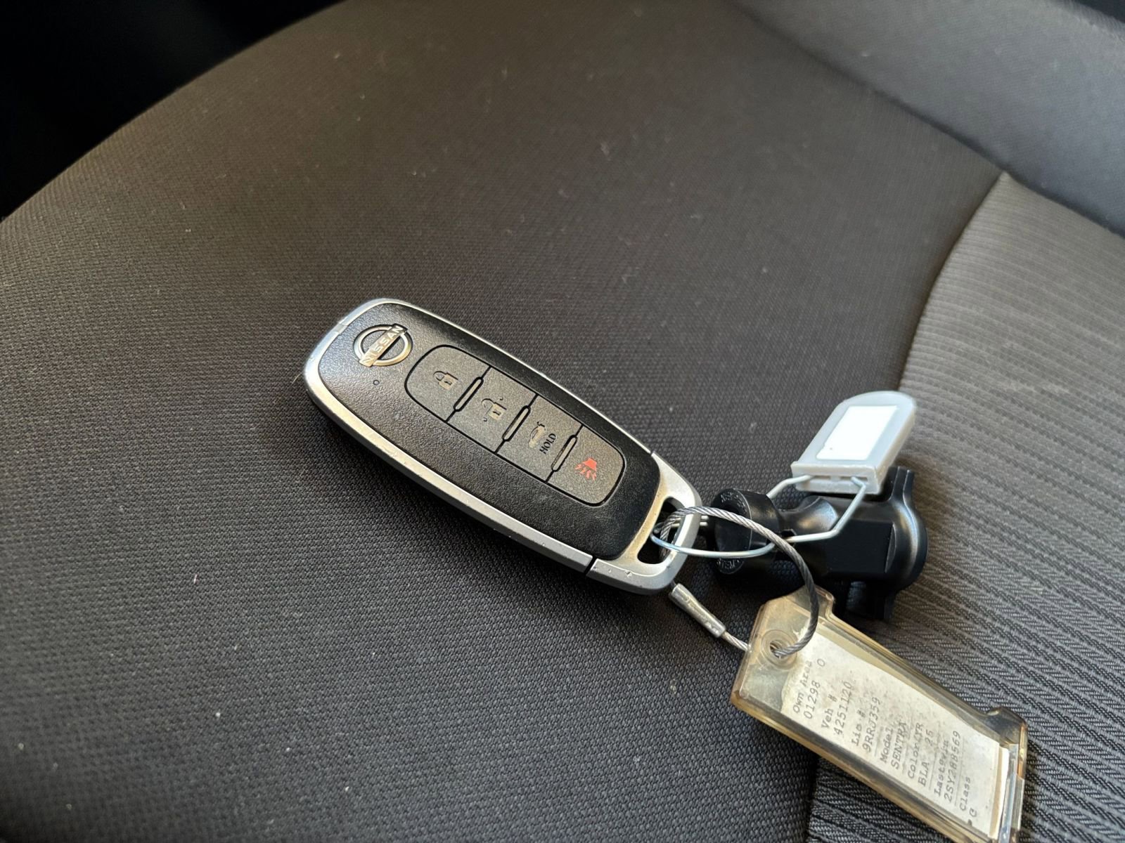 Used 2025 Nissan Sentra SV image 21