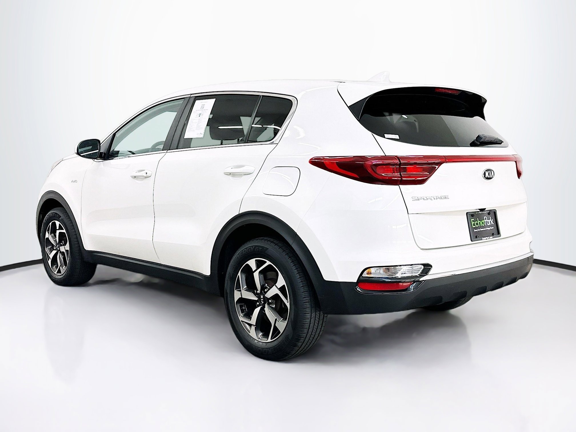 Used 2022 Kia Sportage LX image 5