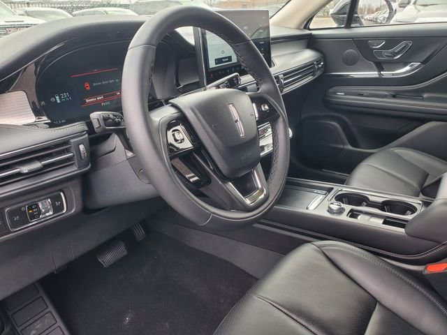 Certified 2024 Lincoln Corsair AWD w/ Equipment Group 101A image 12
