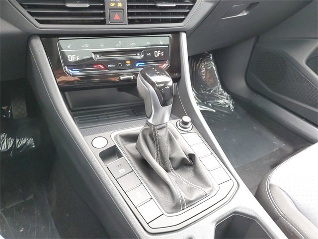 New 2025 Volkswagen Jetta SE image 31