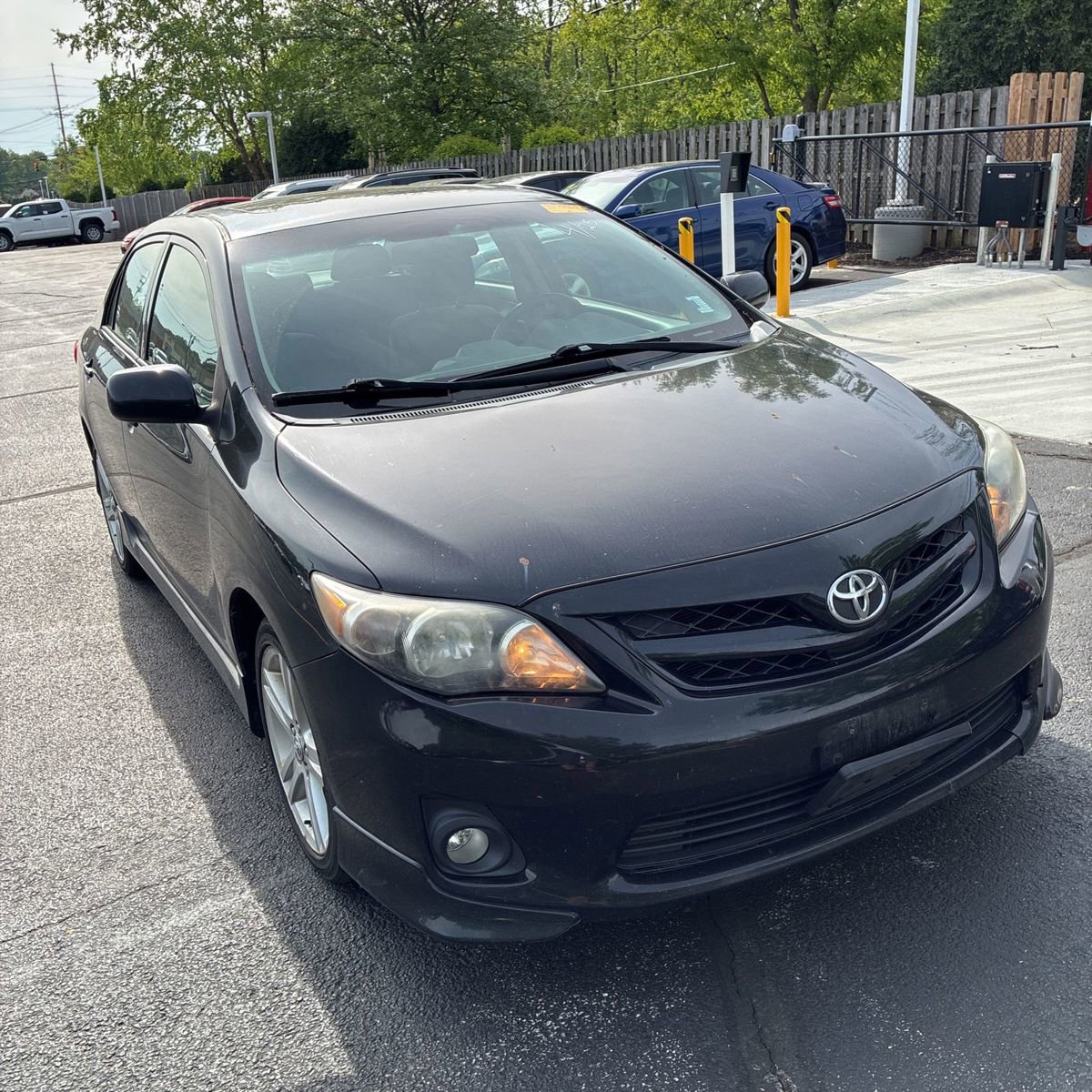 Used 2013 Toyota Corolla S w/ Premium Pkg FWD image 2
