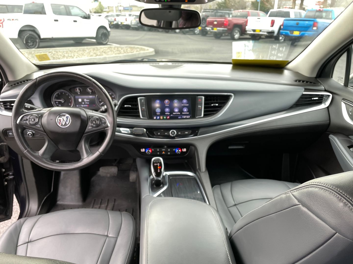 Used 2020 Buick Enclave Essence w/ Sound and Sites Package AWD/4WD image 17
