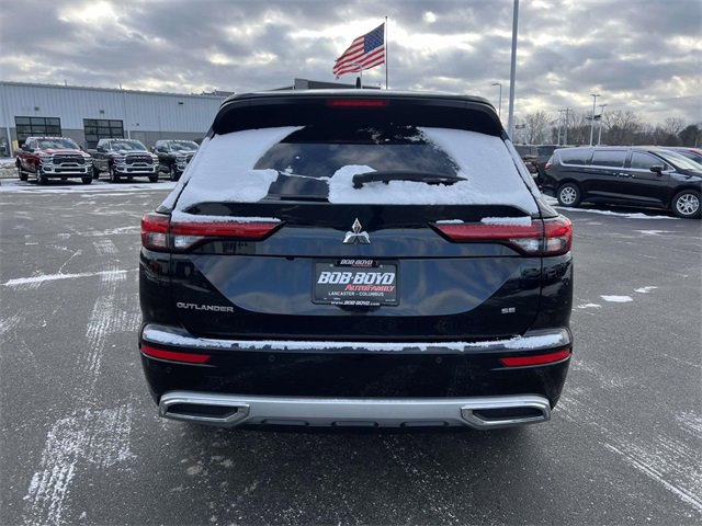 Used 2022 Mitsubishi Outlander SE image 6