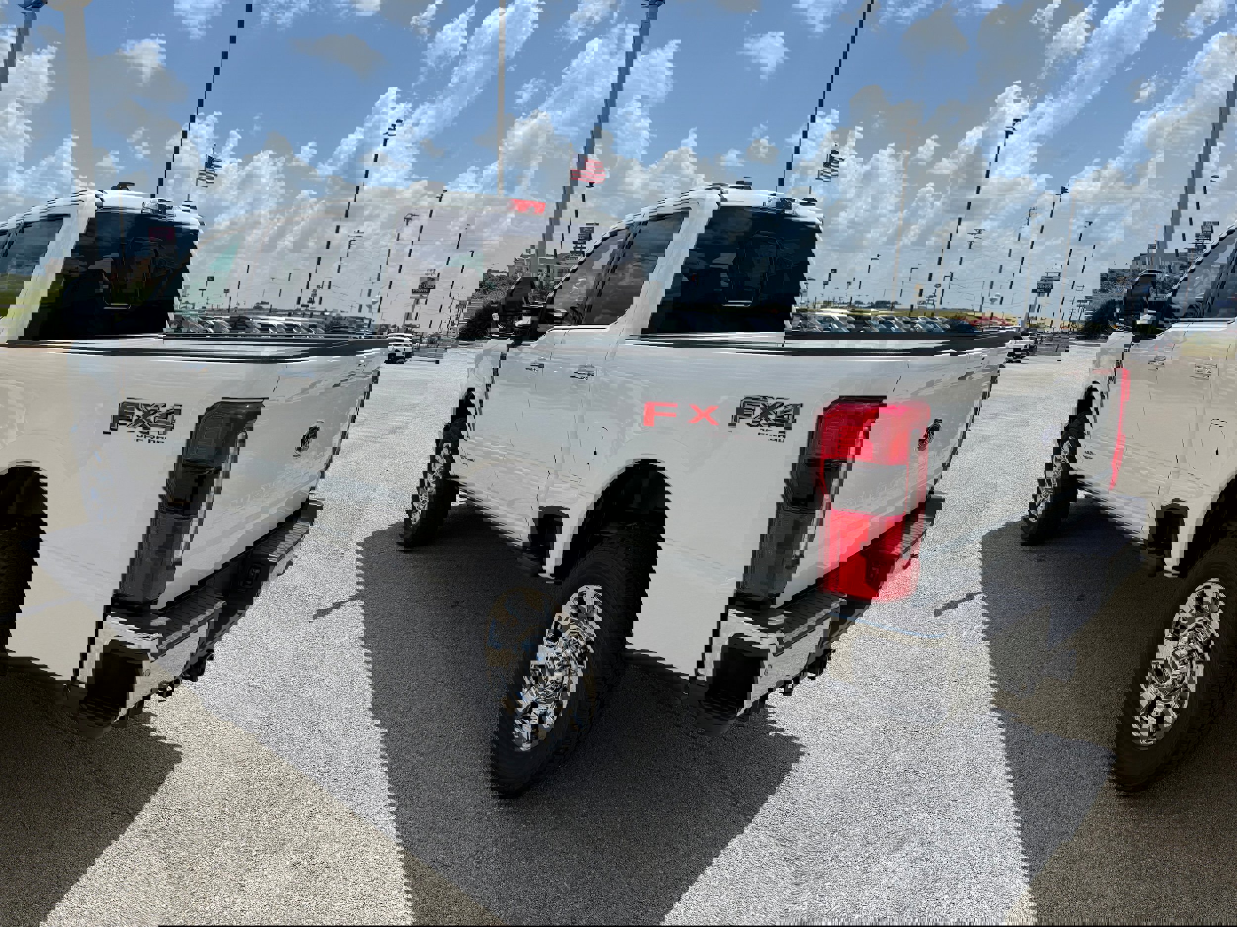 New 2025 Ford F350 Lariat w/ Lariat Ultimate Package image 3