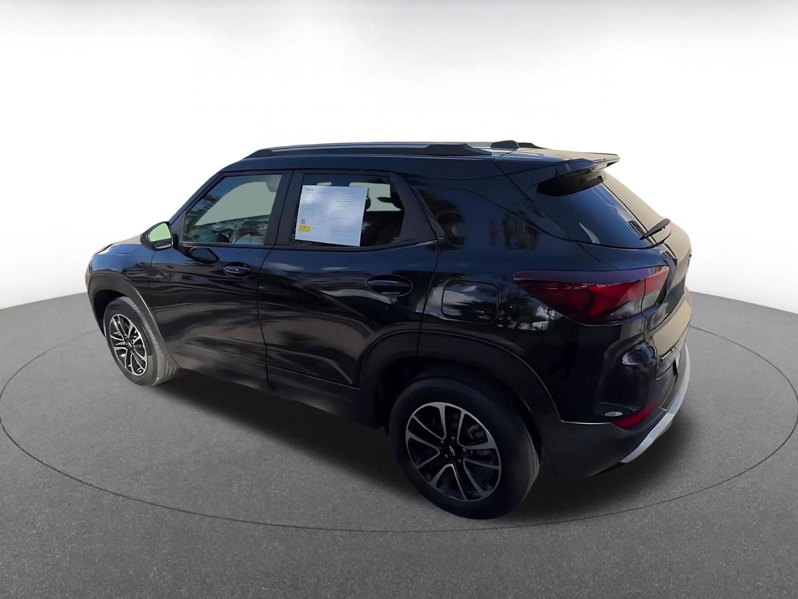 Used 2025 Chevrolet TrailBlazer LT image 10