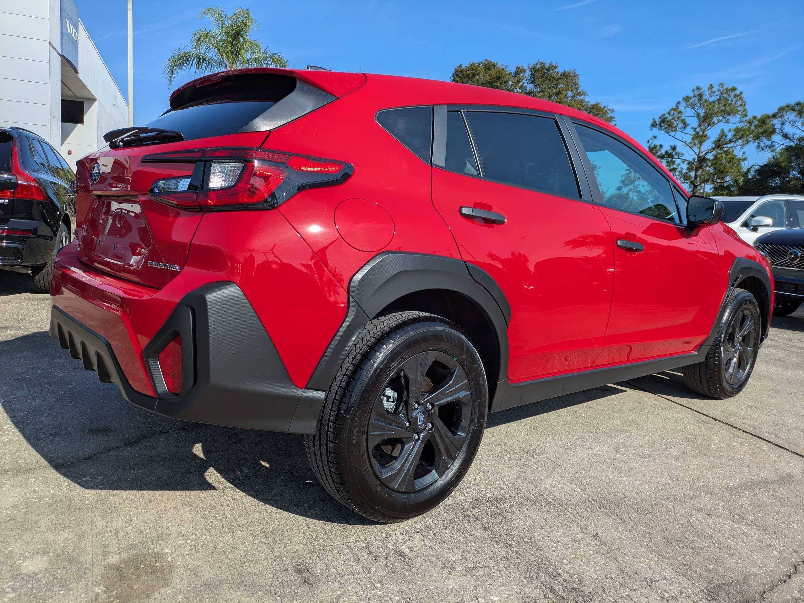 Used 2025 Subaru Crosstrek 2.0i AWD/4WD image 4