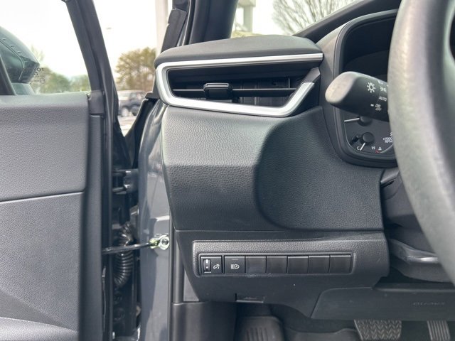 Used 2025 Toyota Corolla SE image 26
