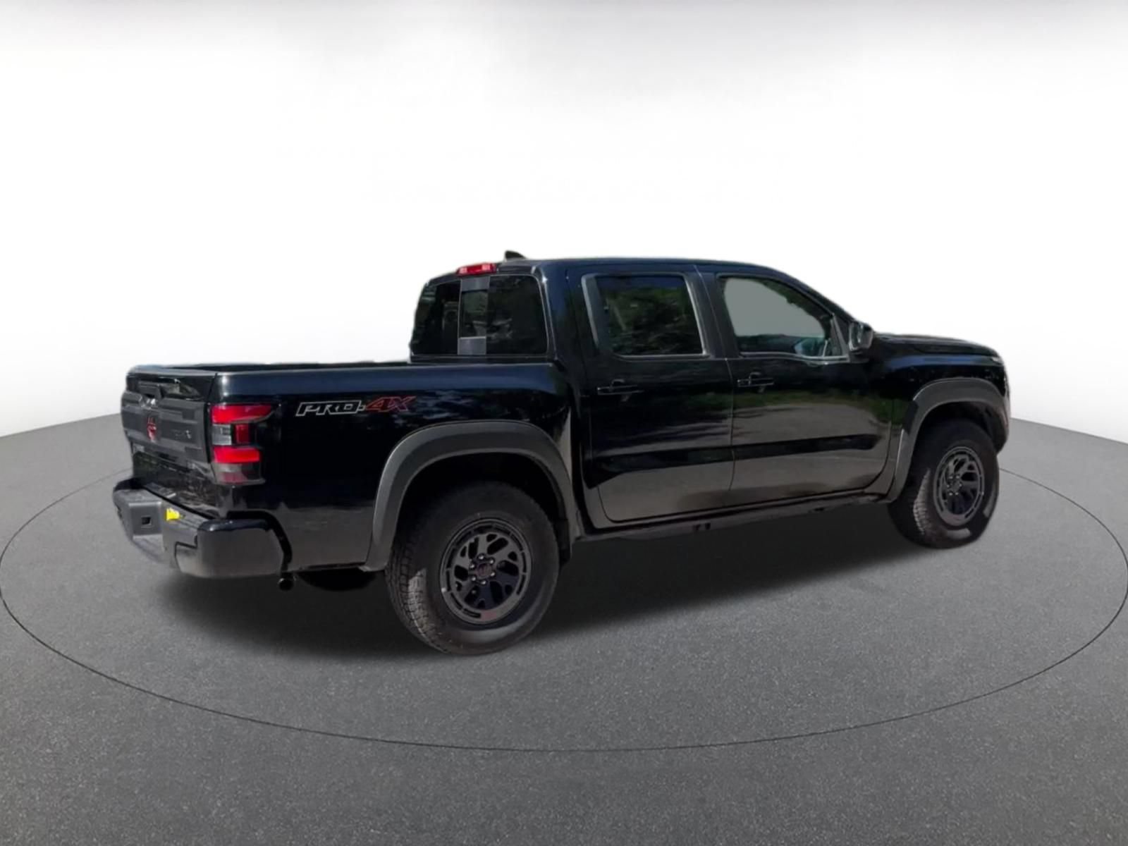 Used 2026 Nissan Frontier PRO-4X AWD/4WD image 13