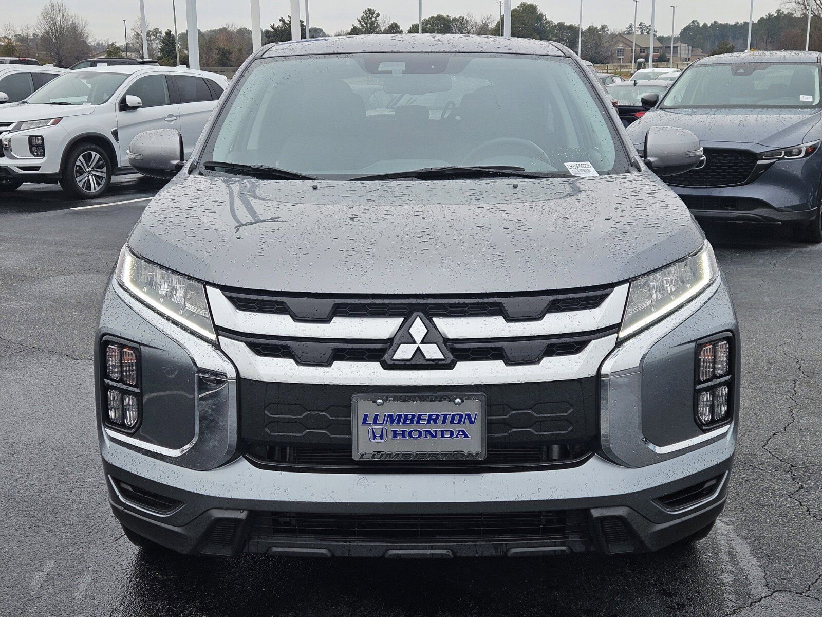 Used 2025 Mitsubishi Outlander Sport SE image 2
