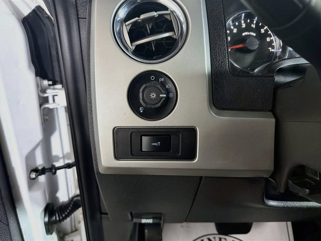 Used 2013 Ford F150 FX4 w/ Luxury Equipment Group AWD/4WD image 11