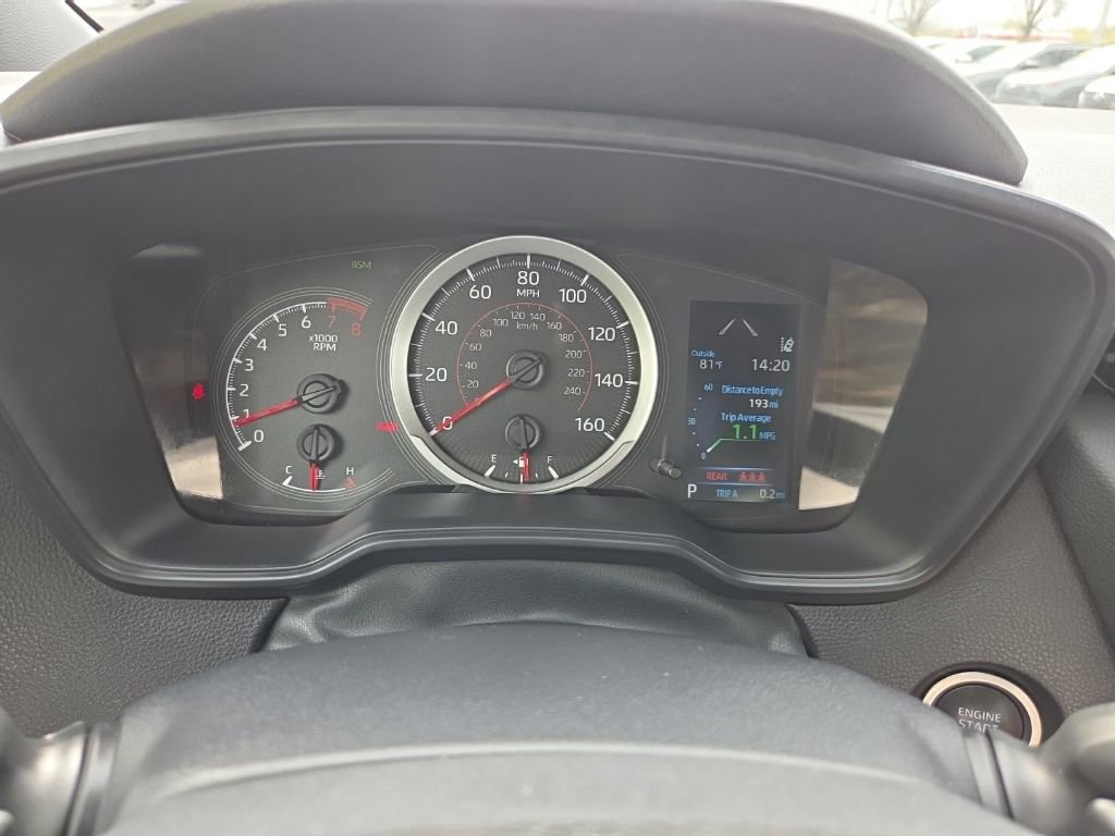 Used 2022 Toyota Corolla SE w/ SE Premium Package image 34