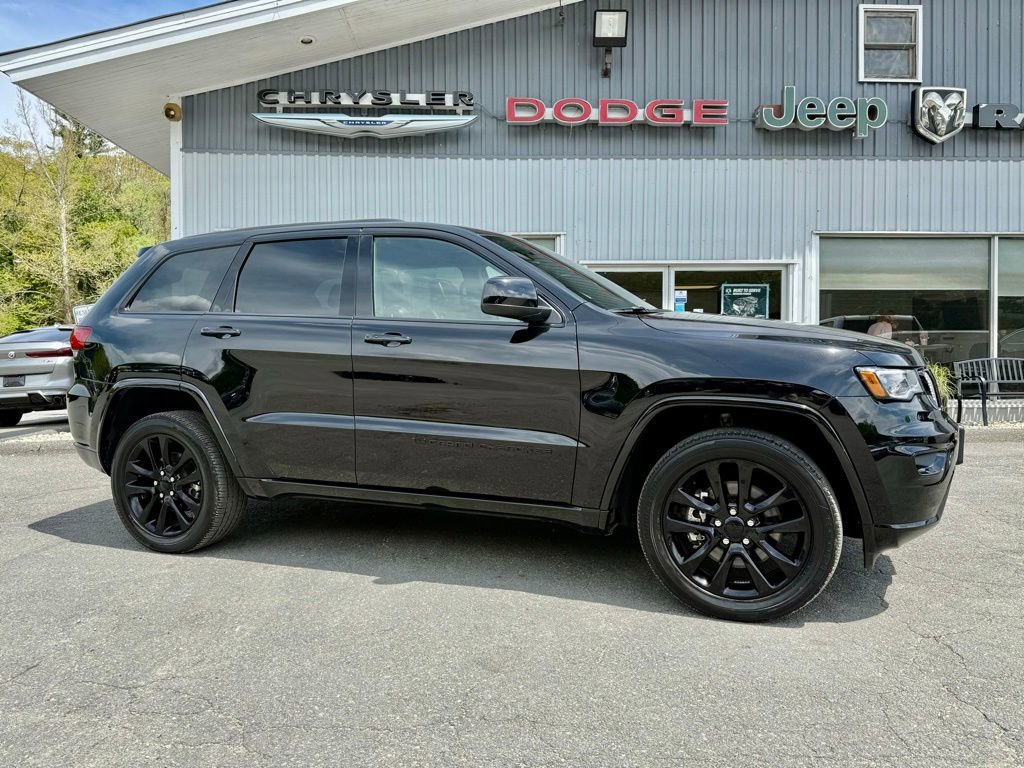 Used 2022 Jeep Grand Cherokee Laredo X