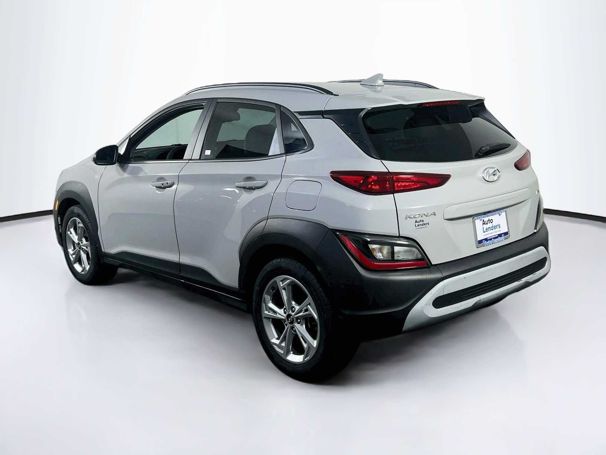 Used 2023 Hyundai Kona SEL AWD/4WD image 7