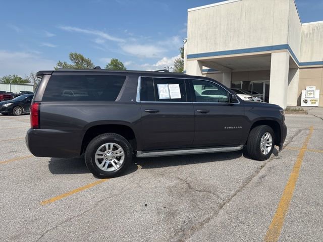 Used 2015 Chevrolet Suburban LT RWD image 6