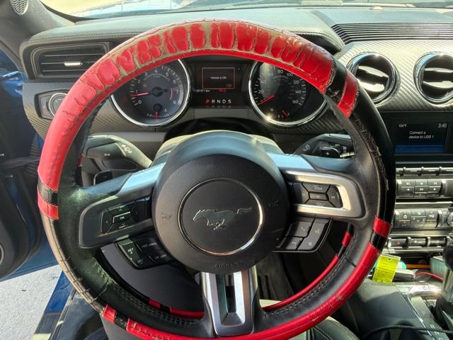 Used 2017 Ford Mustang Coupe RWD image 18