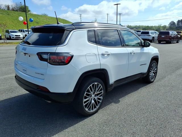 Used 2022 Jeep Compass Limited w/ Elite Group AWD/4WD image 4