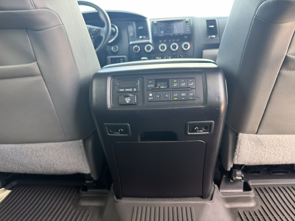 Used 2021 Toyota Sequoia Limited w/ Safety & Convenience Package AWD/4WD image 19