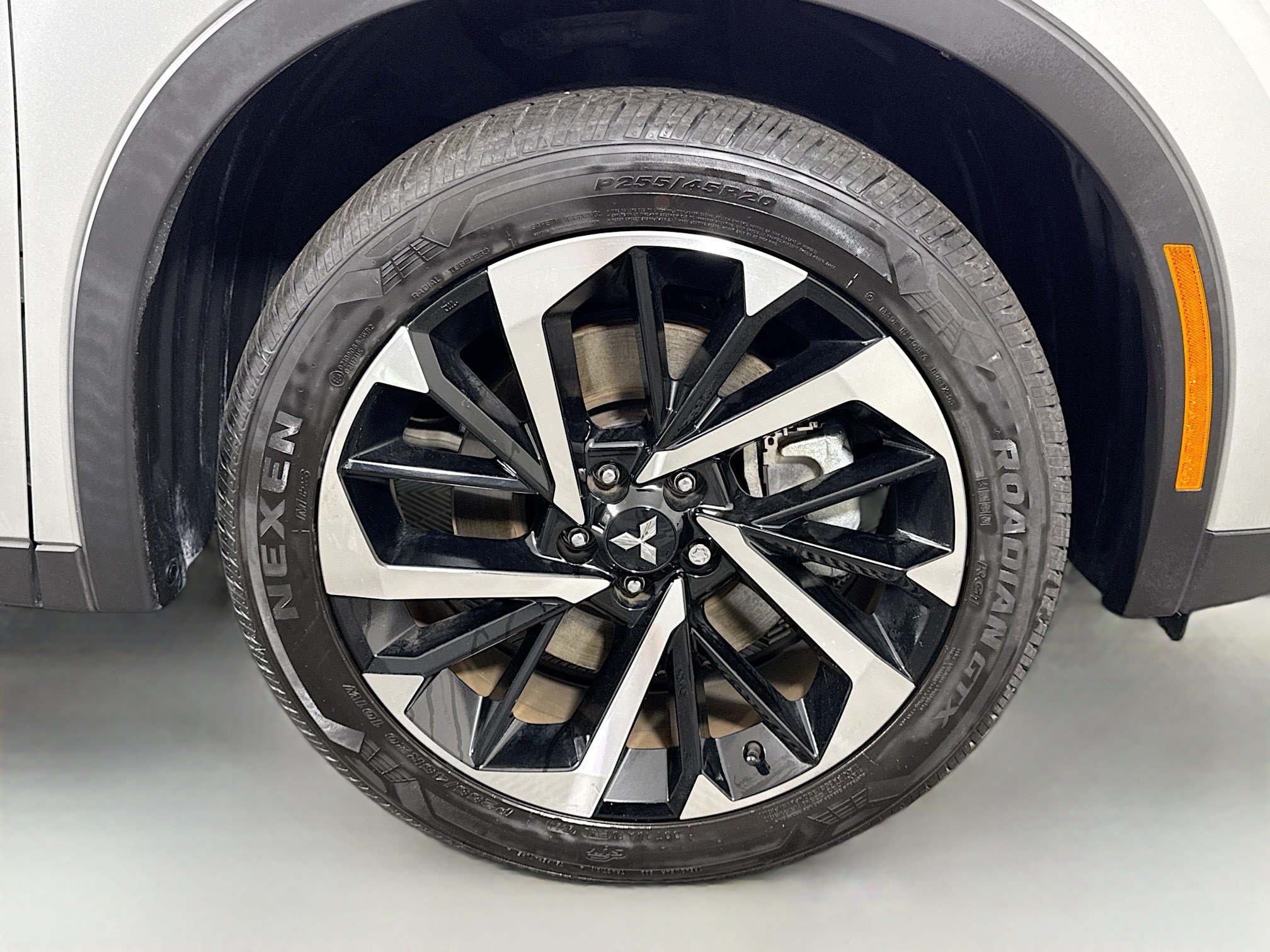 Used 2024 Mitsubishi Outlander SE FWD image 32