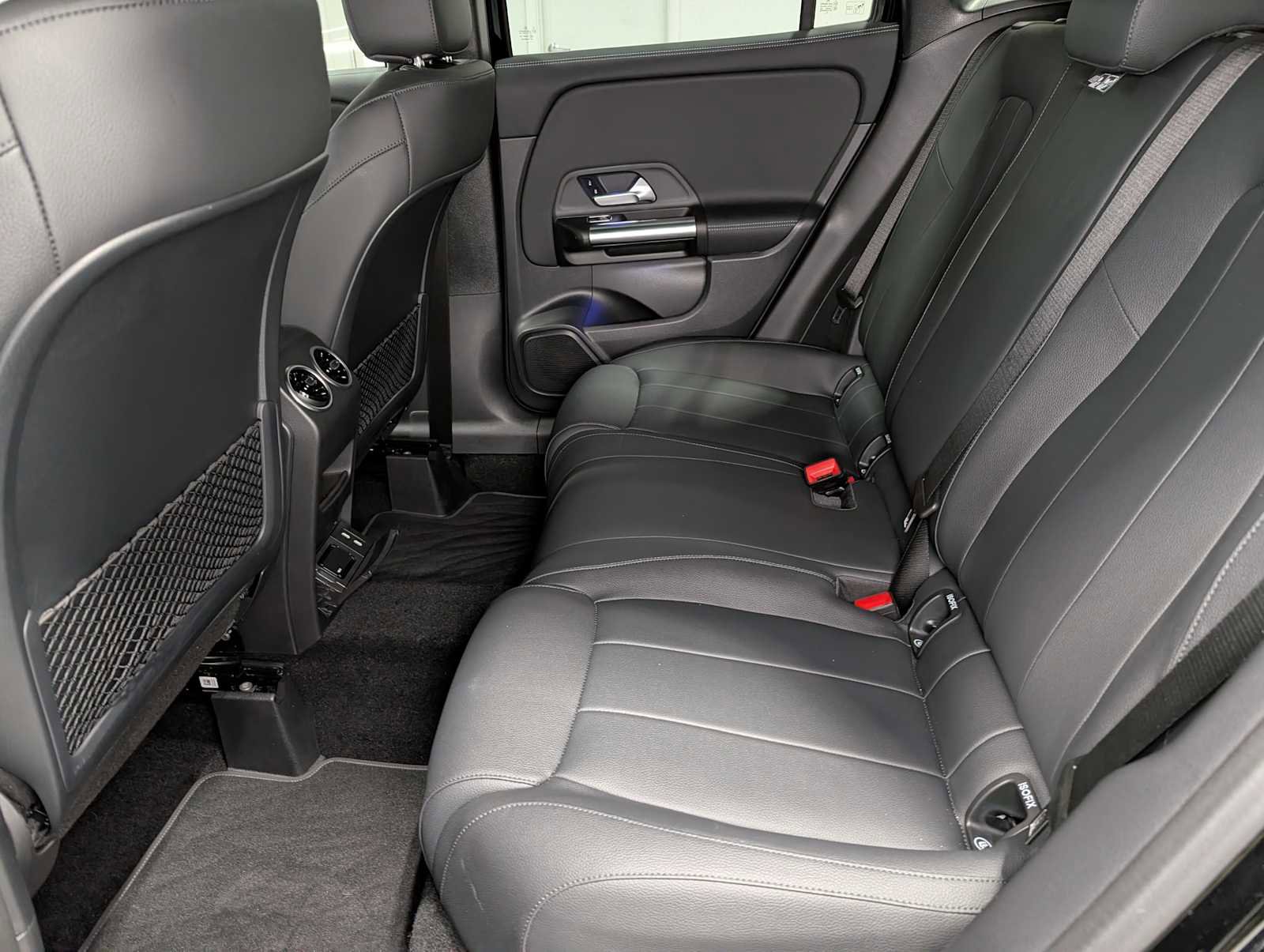 Certified 2025 Mercedes-Benz GLA 250 4MATIC image 22