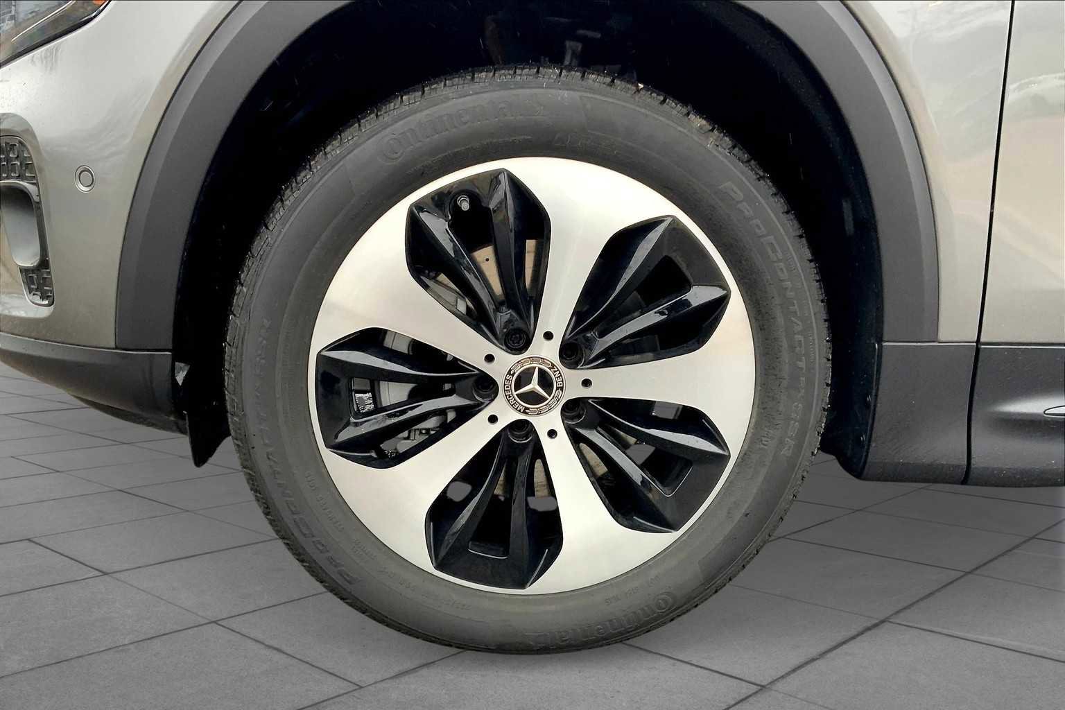 Certified 2025 Mercedes-Benz GLB 250 image 19