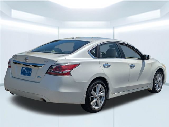 Used 2014 Nissan Altima 2.5 SV FWD image 6