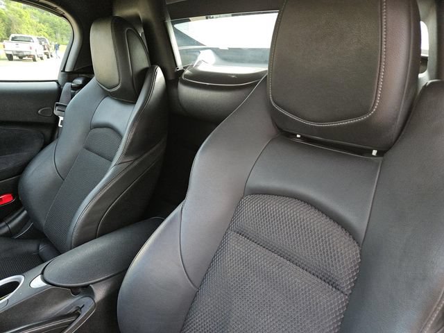 Used 2010 Nissan 370Z Touring RWD image 21