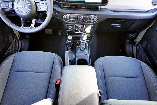 New 2026 Jeep Wrangler Unlimited Sport S image 24