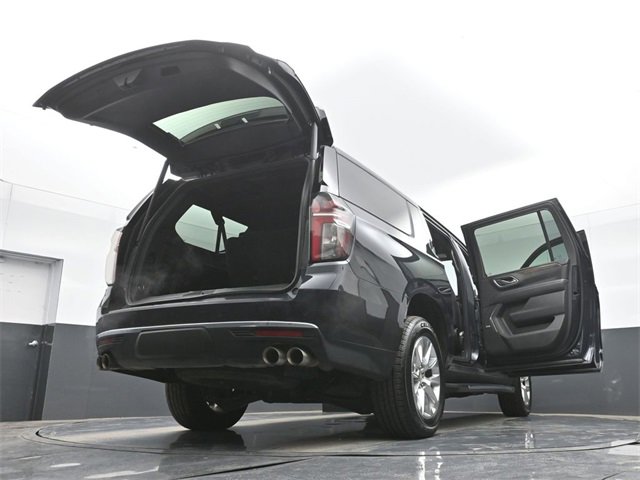 Used 2023 Chevrolet Suburban Premier image 56