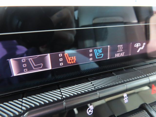 Used 2024 GMC Hummer EV 2X image 37