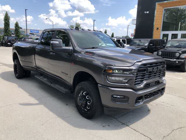 New 2026 RAM 3500 Big Horn AWD/4WD image 8