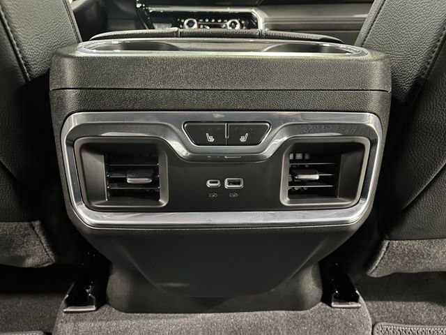 Used 2025 GMC Sierra 1500 Denali w/ Denali Reserve Package AWD/4WD image 29