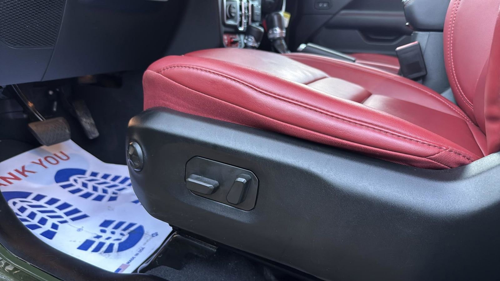 Used 2024 Jeep Wrangler Unlimited Rubicon 392 image 11