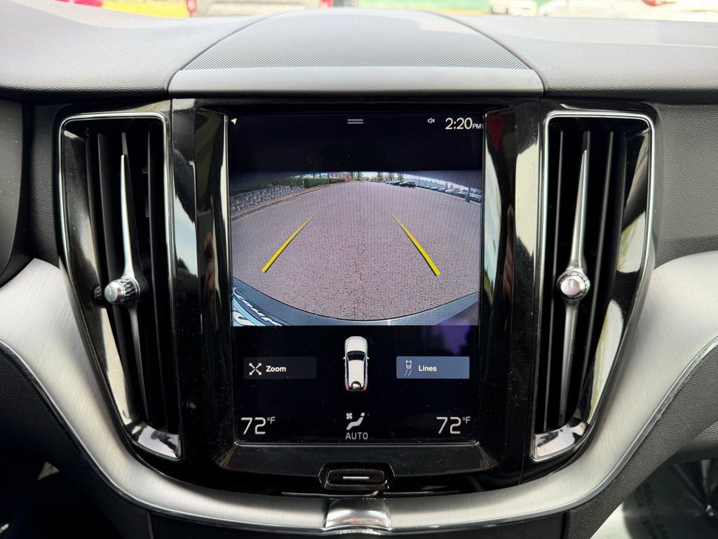 Used 2018 Volvo XC60 T5 Momentum AWD/4WD image 23