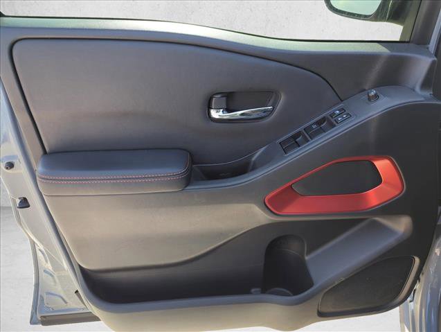 Used 2024 Nissan Frontier Pro-X image 7