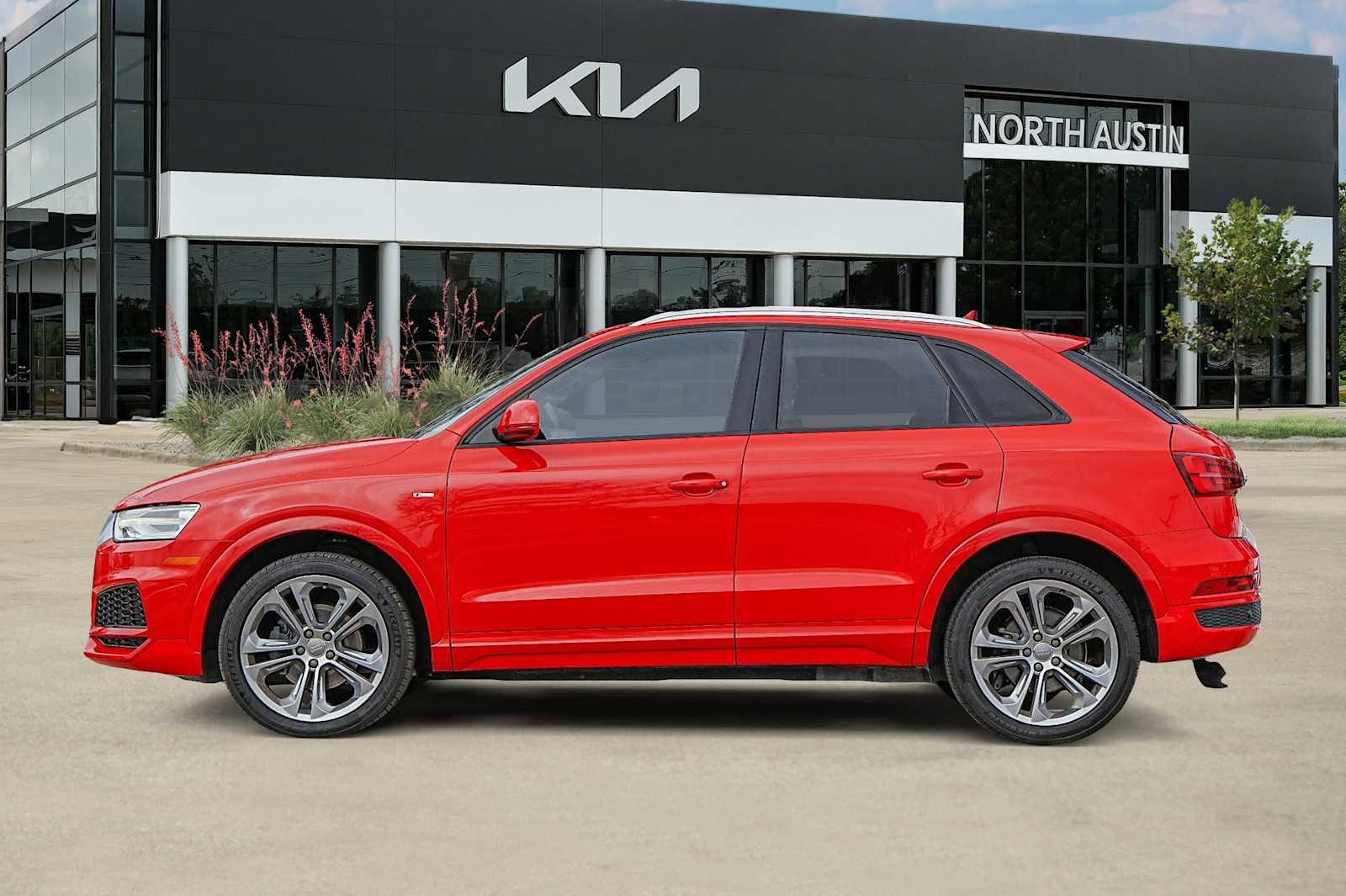 Used 2018 Audi Q3 2.0T Premium image 4