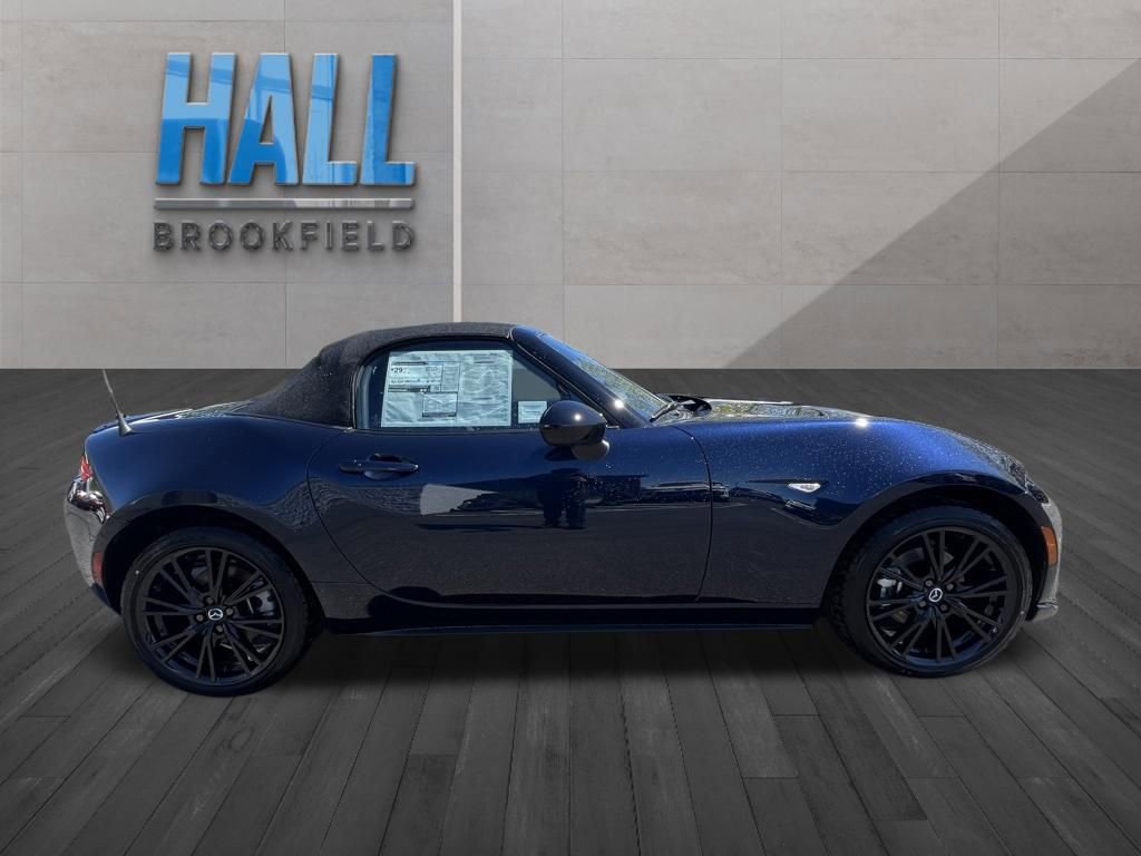 New 2026 MAZDA MX-5 Miata Club w/ Interior Package RWD image 7
