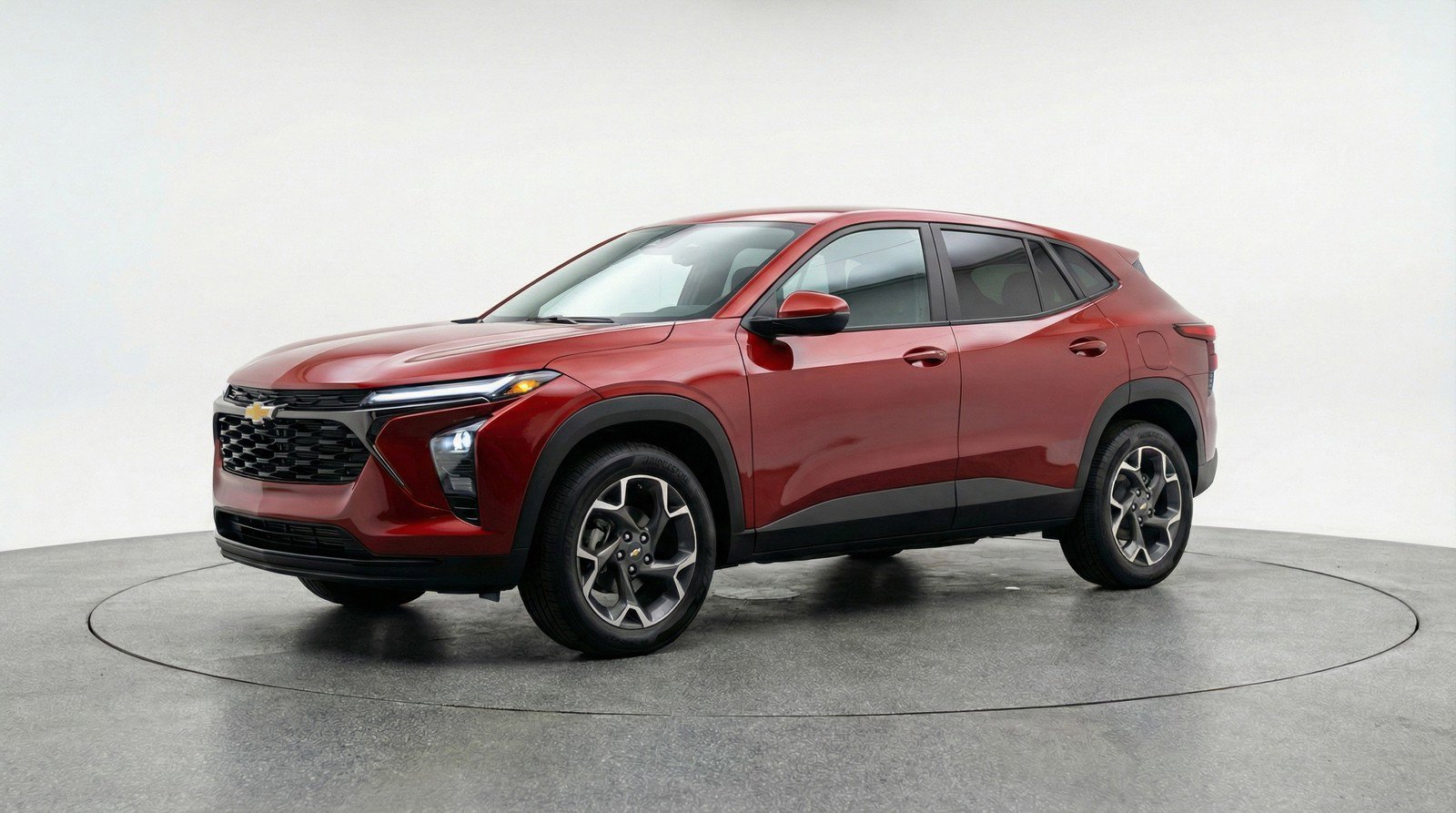 Used 2025 Chevrolet Trax LT FWD image 3