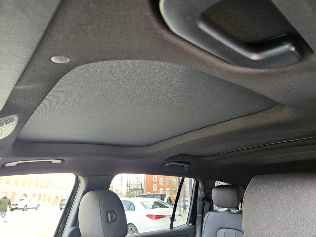 New 2026 Mercedes-Benz GLB 250 4MATIC image 21