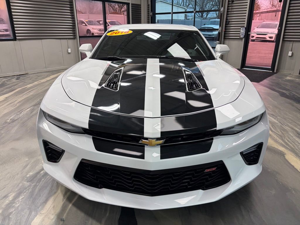 Used 2018 Chevrolet Camaro SS image 43