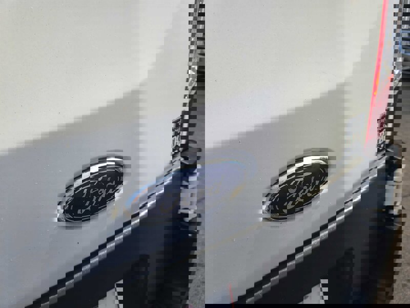 Used 2018 Ford Transit 150 130 Low Roof image 30