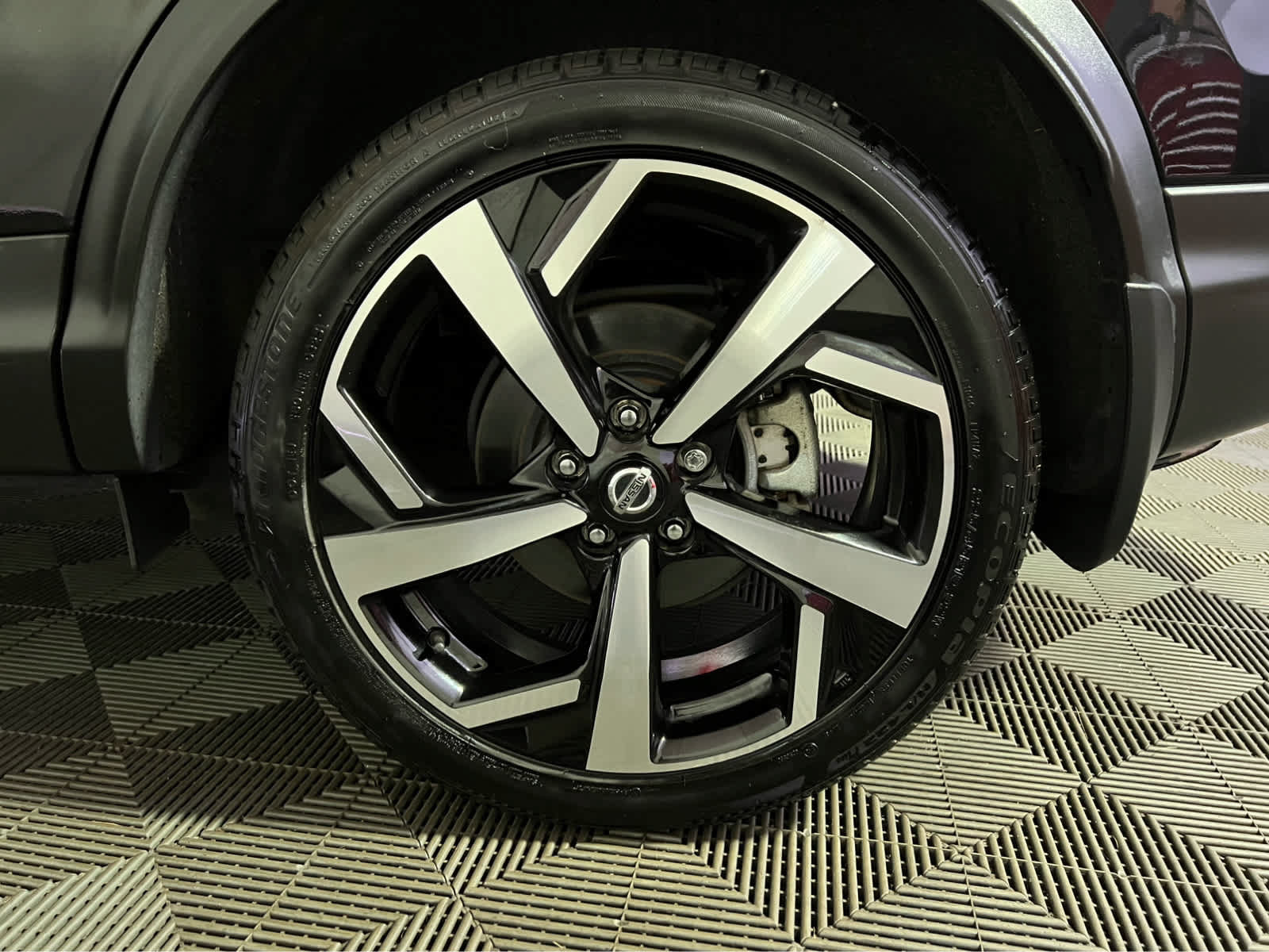 Certified 2022 Nissan Rogue Sport SL AWD/4WD image 9