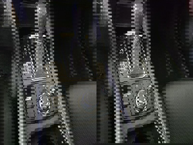 Used 2017 MAZDA MAZDA3 Sport image 22