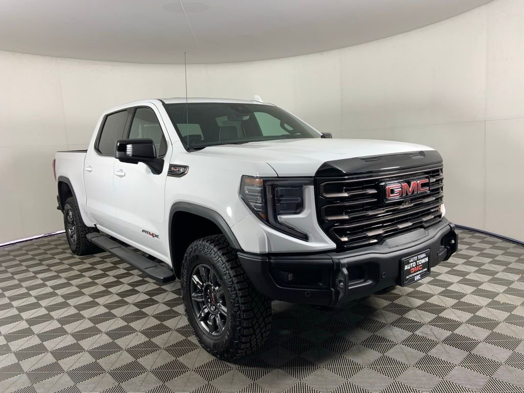 Used 2025 GMC Sierra 1500 AT4X image 1