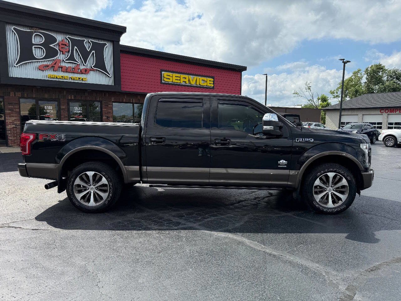 Used 2015 Ford F150 King Ranch w/ Equipment Group 601A Luxury image 9