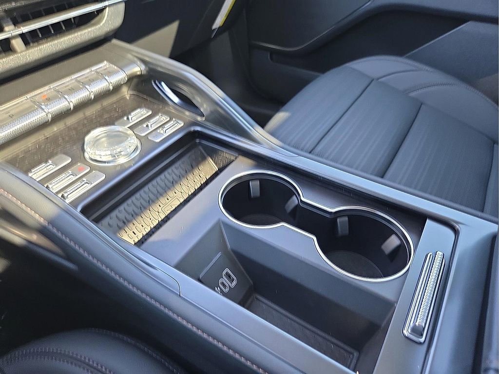 New 2026 Lincoln Nautilus Reserve AWD/4WD image 19