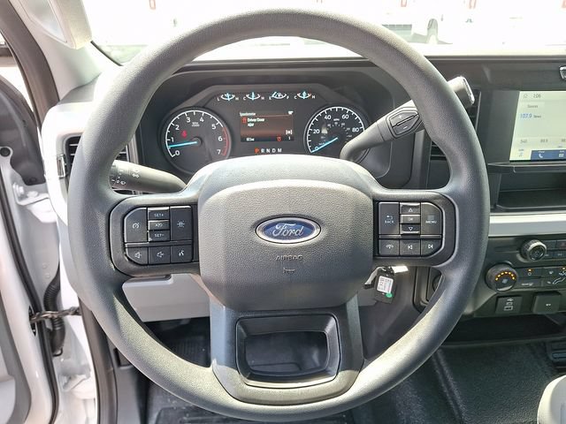 New 2026 Ford F250 XL w/ XL Driver Assist Package RWD image 10