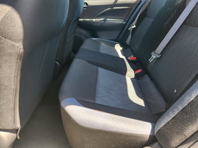 Used 2025 Nissan Versa SV FWD image 28