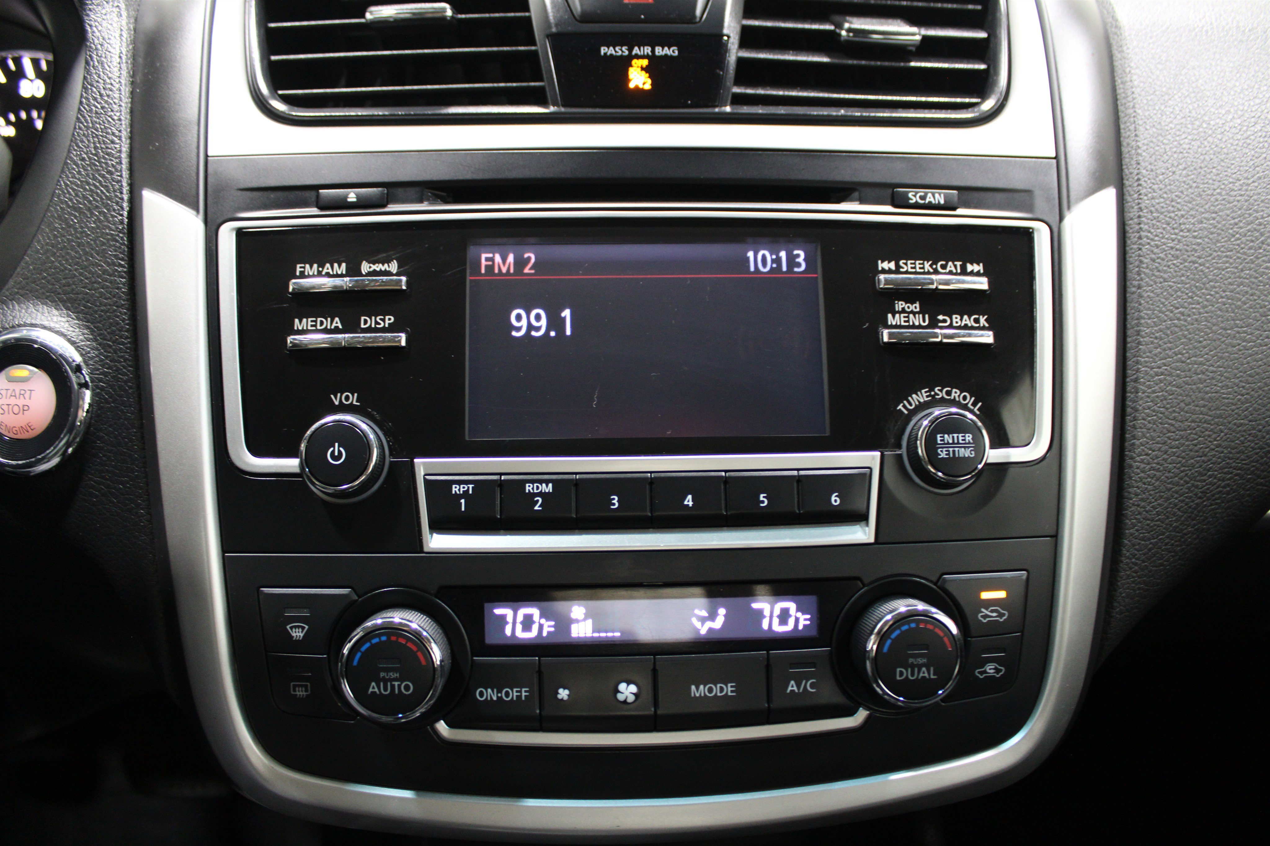 Used 2017 Nissan Altima 2.5 SV image 14