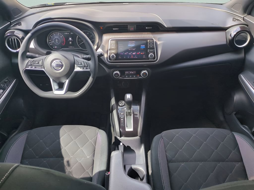 Used 2020 Nissan Kicks SV image 14