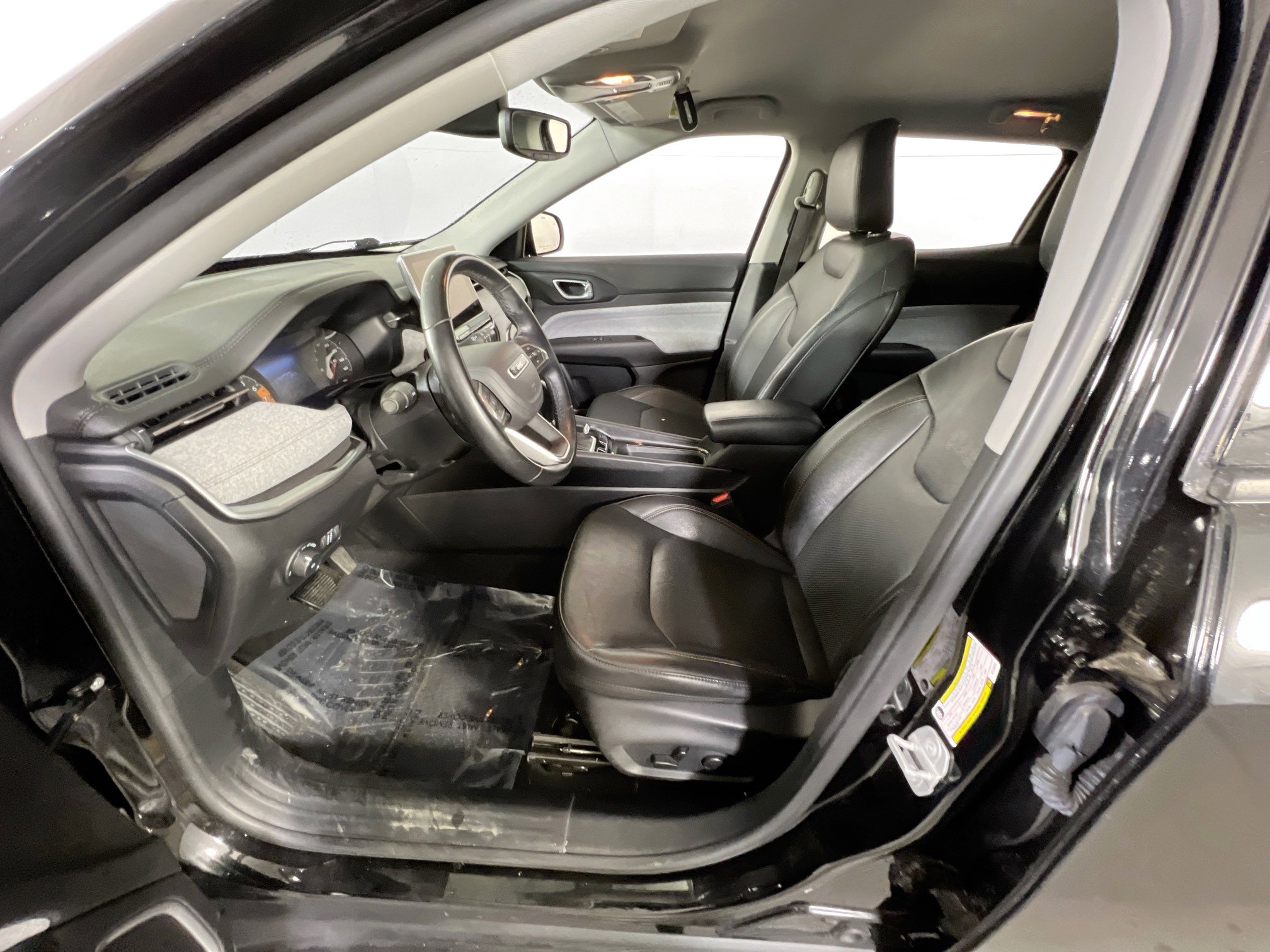 Used 2022 Jeep Compass Latitude image 19